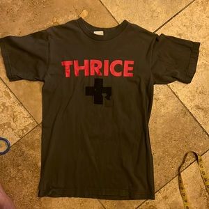 Vintage 2003 Thrice The Artist in the Ambulance Band Concert Tour Tee Shirt Y2K